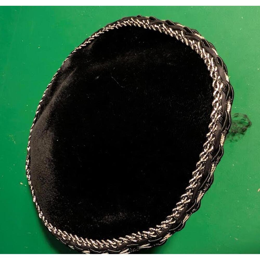 1950s? Vintage black velvet gold fascinator caplet cap silver braided trim